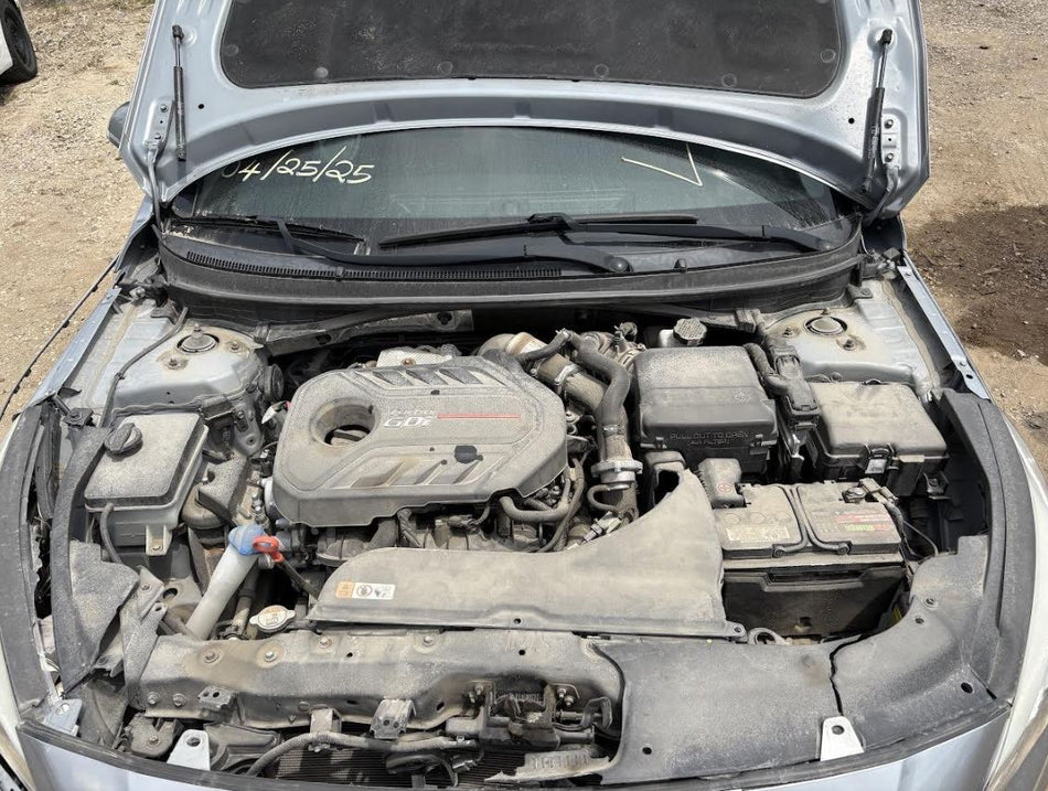 Used OEM Alternator  (2.0L,2.4L) fits 2016-2020 Kia Optima, 2017-2020 Hyundai Santa Fe, 2015-2019Hyundai Sonata 373002G061