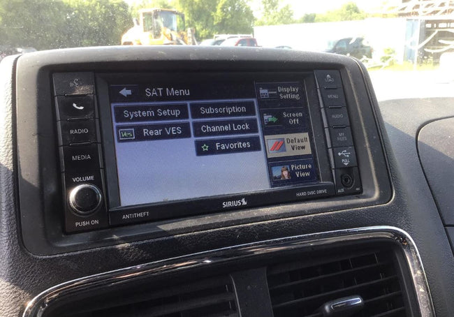 Équipement audiovisuel OEM d'occasion pour Town &amp; Country 2012-2016 et Caravan 2012-2020 68485776AA