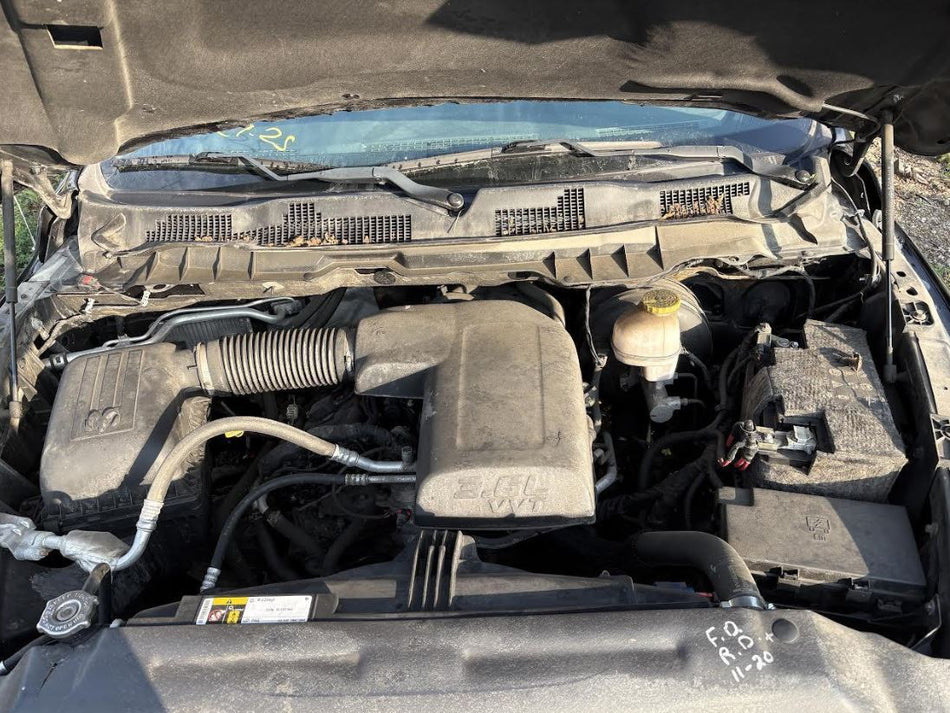 Radiateur d'origine d'occasion compatible avec les Dodge 1500 3.7L (2009-2012) et Dodge 1500 3.6L (2013-2024) - Références : 55056870AF et 55056870AA