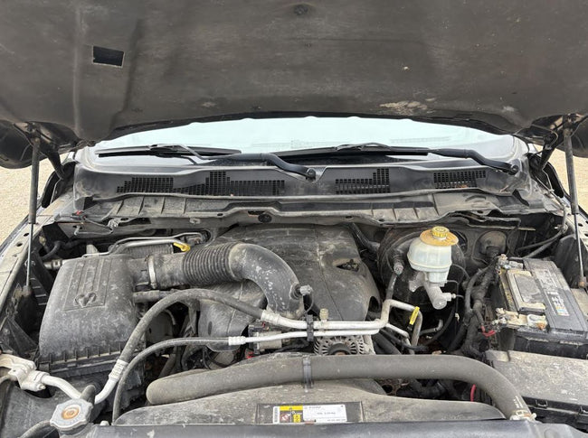 Compresseur de climatisation d'origine d'occasion compatible avec les Dodge 1500 Pickup (2014-2024) : 68140664AE, 68140664AB, 68140664AC