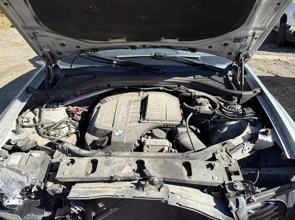 Compresseur de climatisation d'origine d'occasion compatible avec BMW X3 (2011-2017) et BMW X4 (2015-2016) - Référence : 64529217869