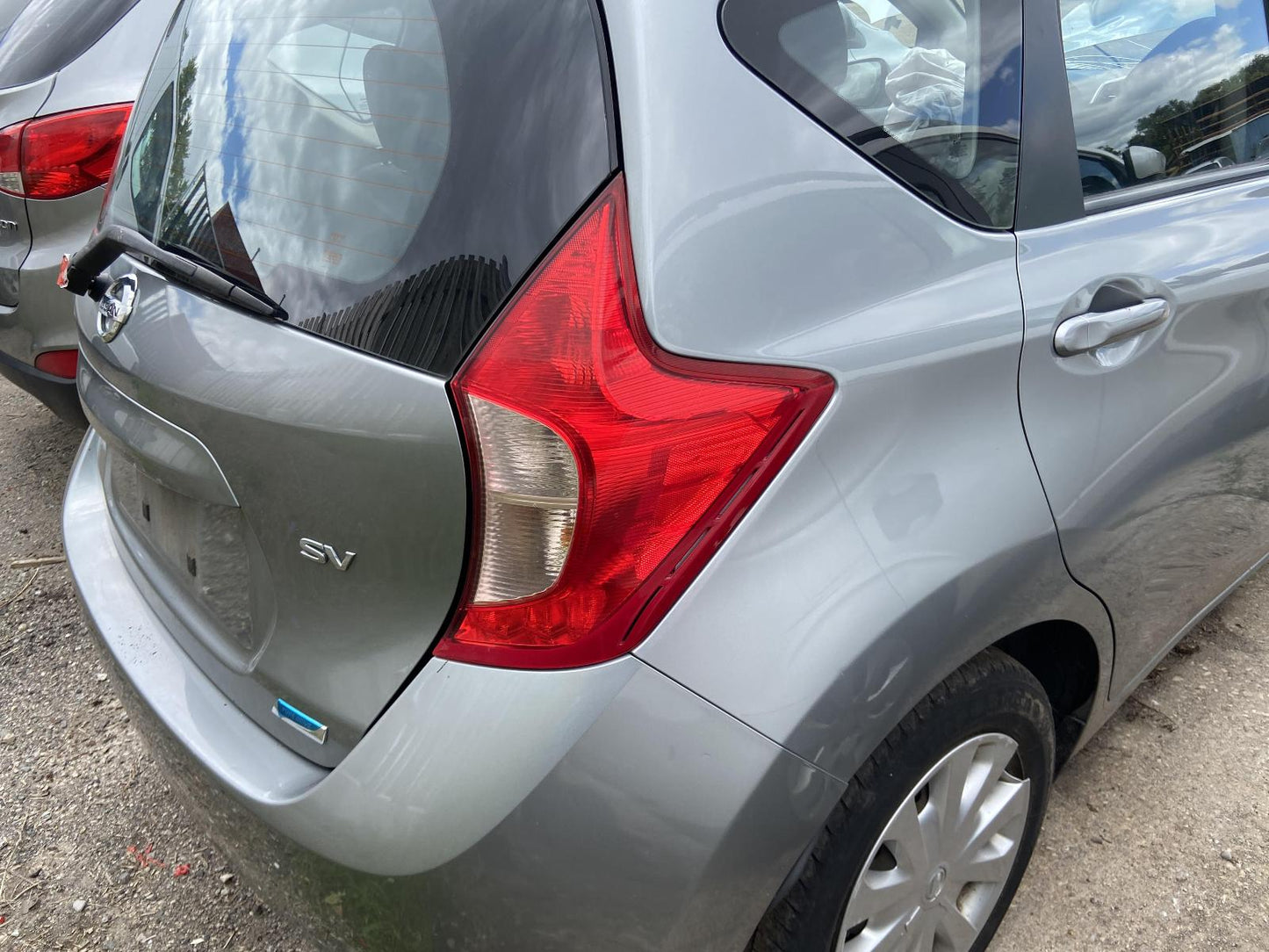 Feu arrière droit d'occasion OEM pour Versa Note Hatchback 2014-2019 265503WC0A