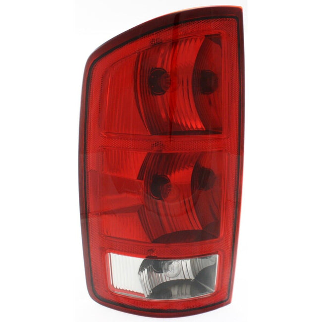 Feu arrière conducteur gauche neuf 55077347AF pour Dodge 1500/2500/3500 Pickup 2002-2006
